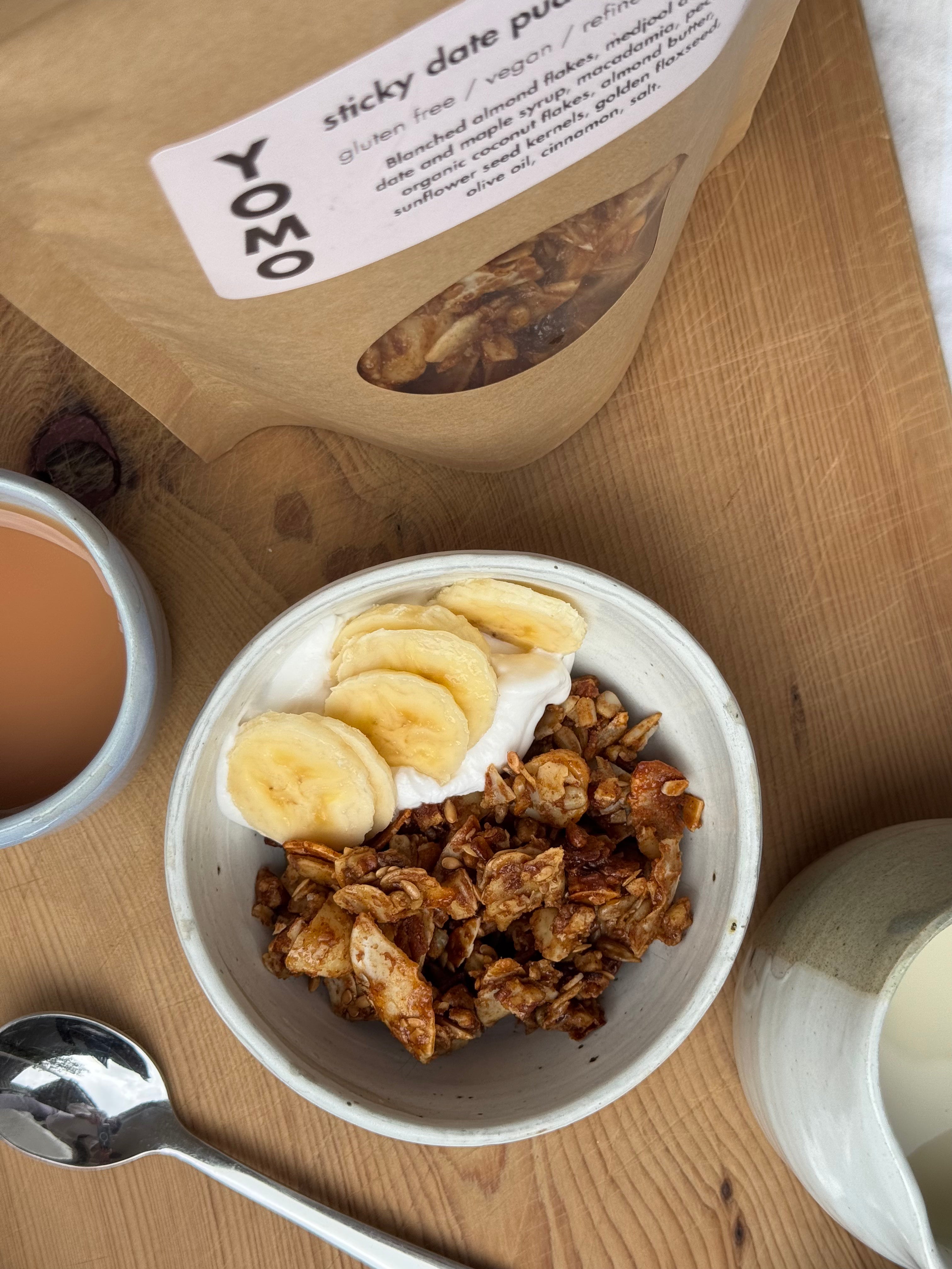 gluten free sticky date pudding granola with yoghurt and banana